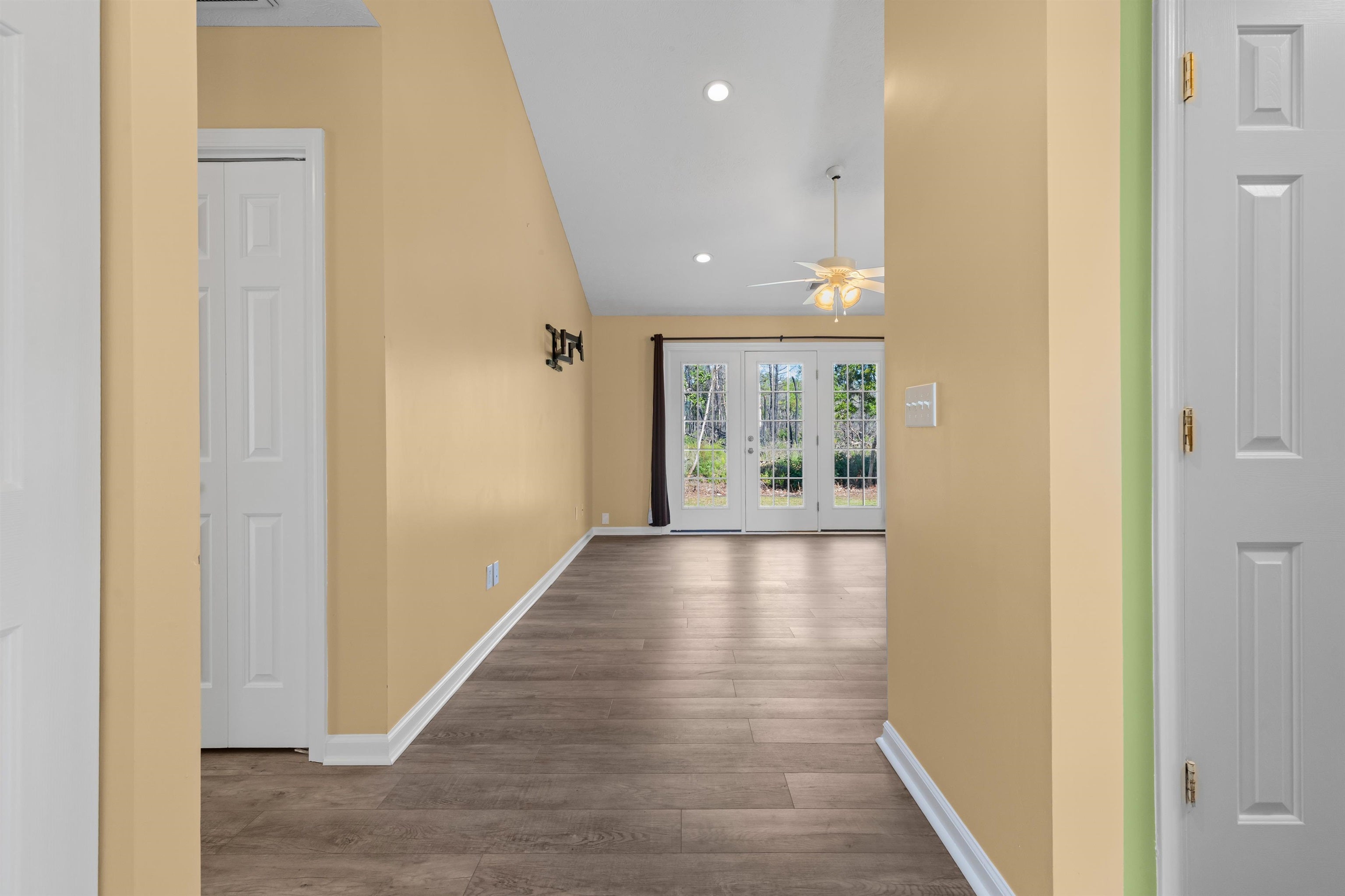 4466 West Walkerton Rd.
