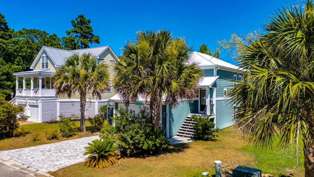 Photo of 29 Sandlapper Way, Pawleys Island, SC 29585 (MLS # 2625098)
