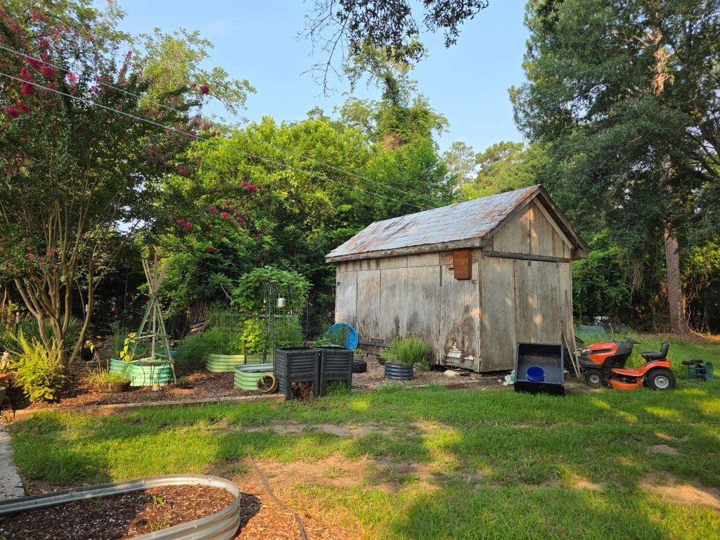 Photo of 558 Elm St, Fair Bluff, SC 28439 (MLS # 2621120)
