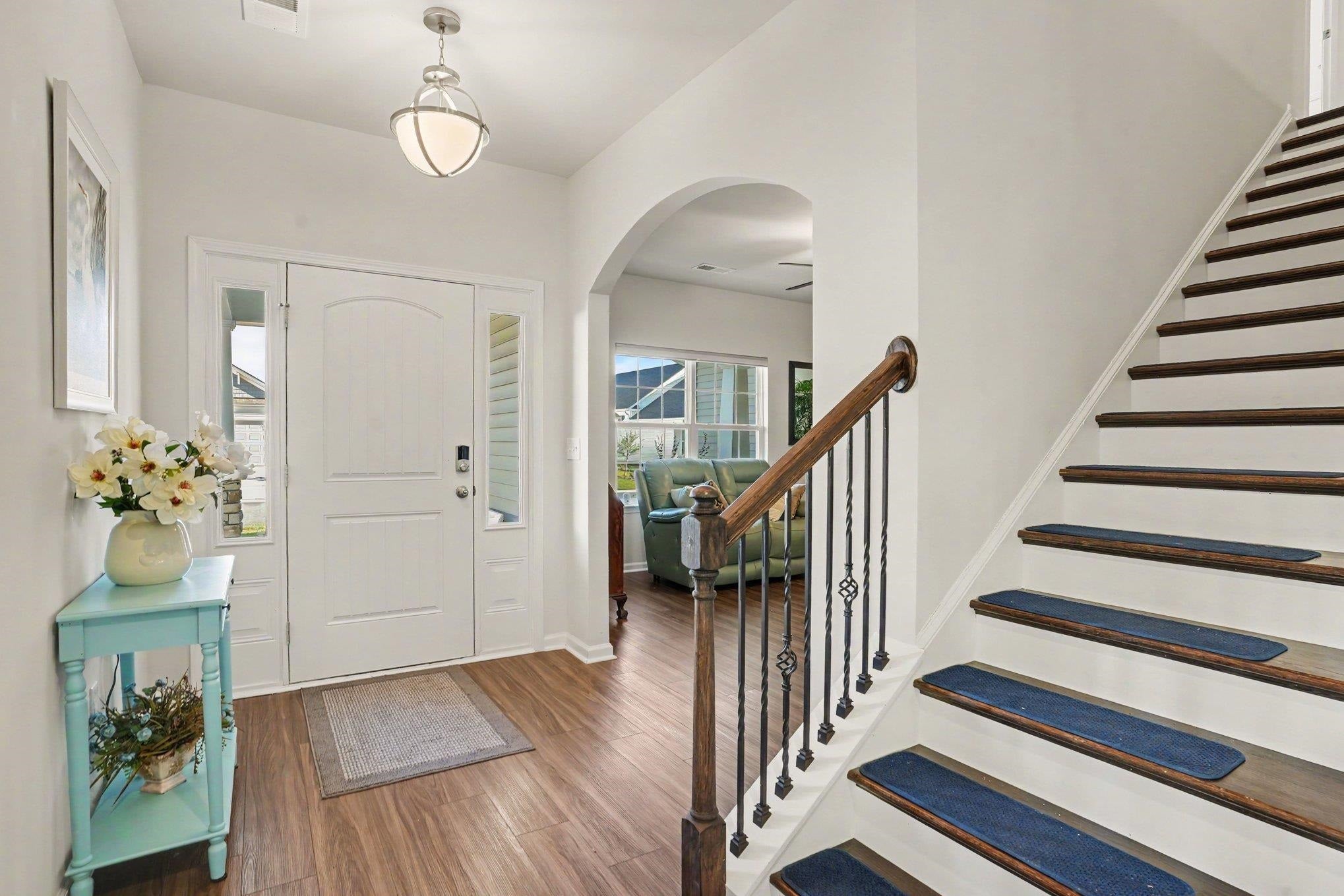 544 Fanciful Way