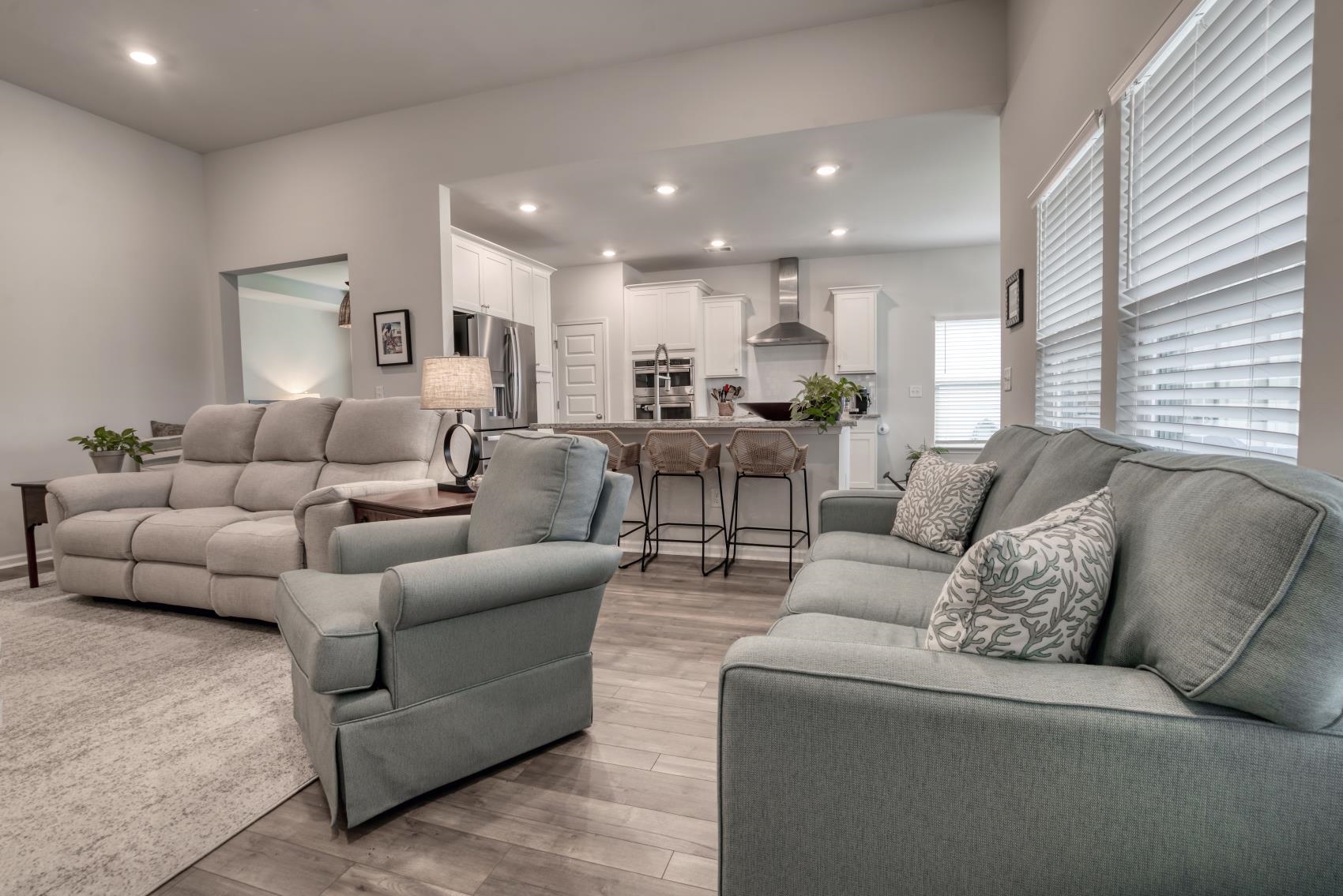 5586 Whitebark Dr.