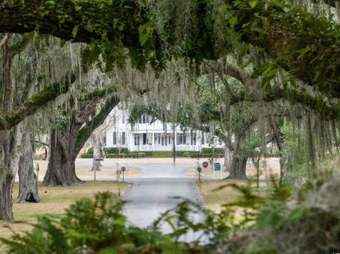 A home in Pawleys Island