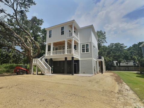 A home in Pawleys Island