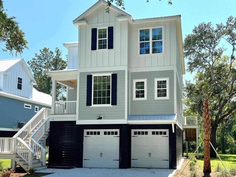 A home in Pawleys Island