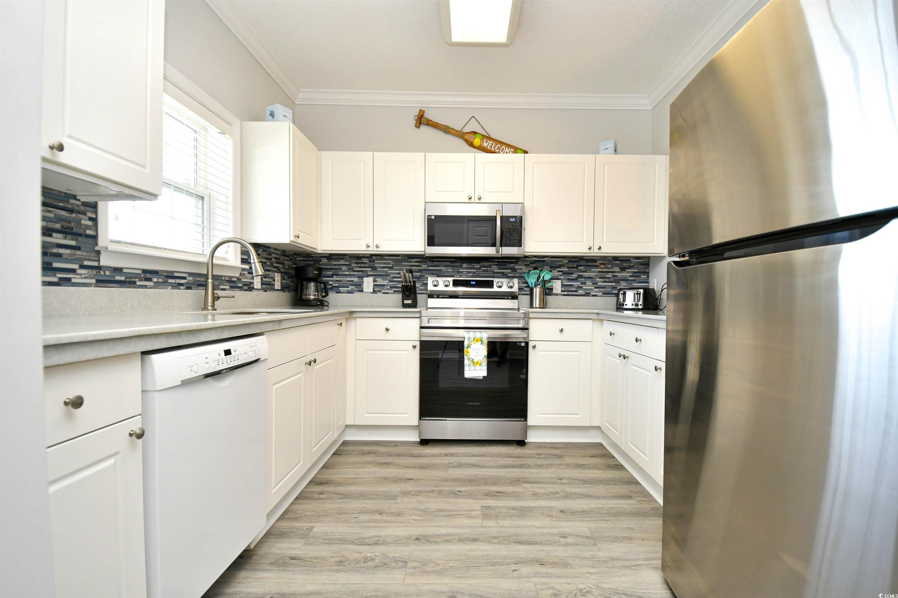 5825 Catalina Dr. 833