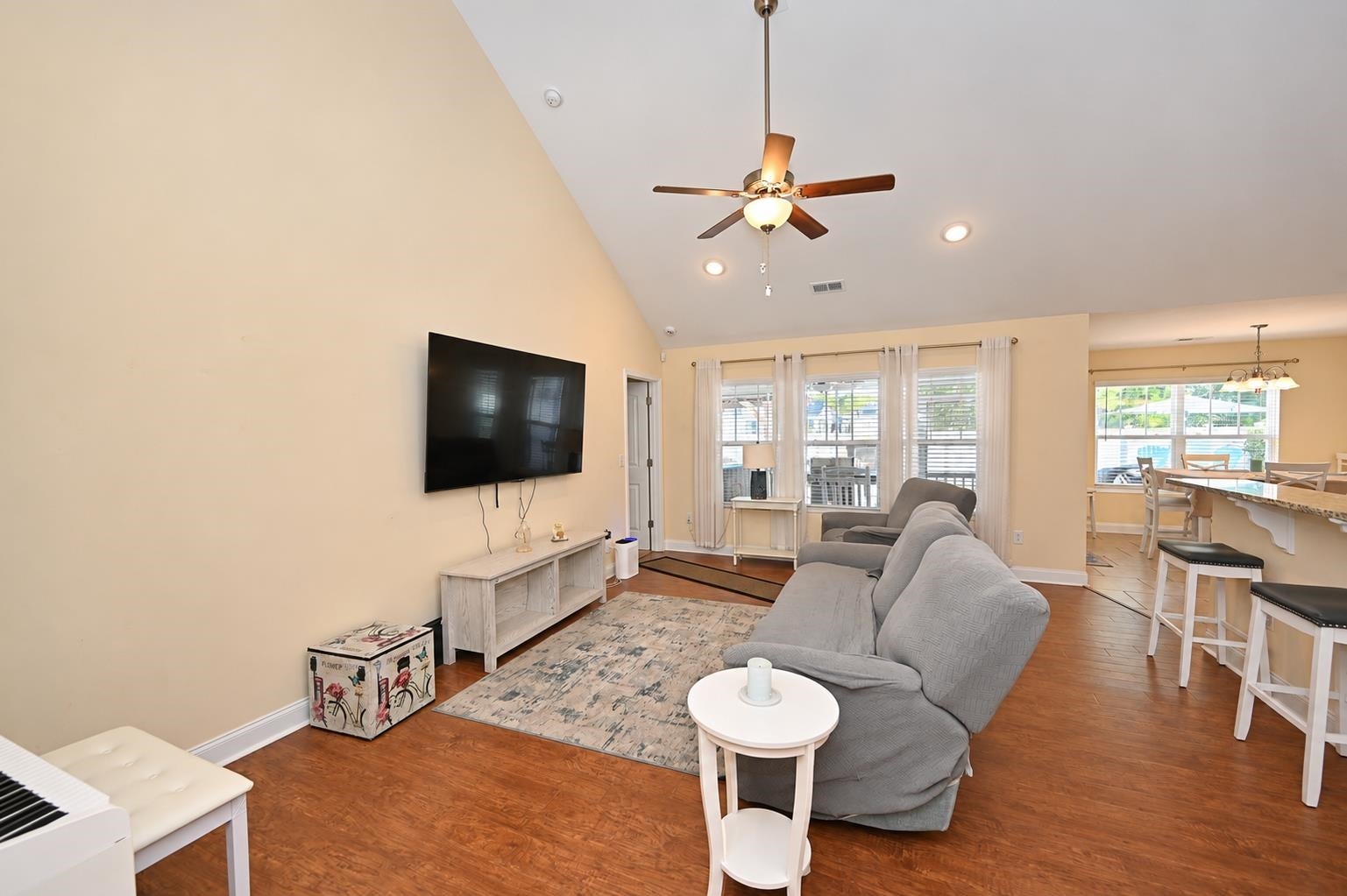 1866 Fairwinds Dr.