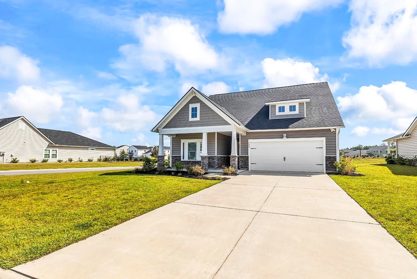 4007 Da Vinci Dr.