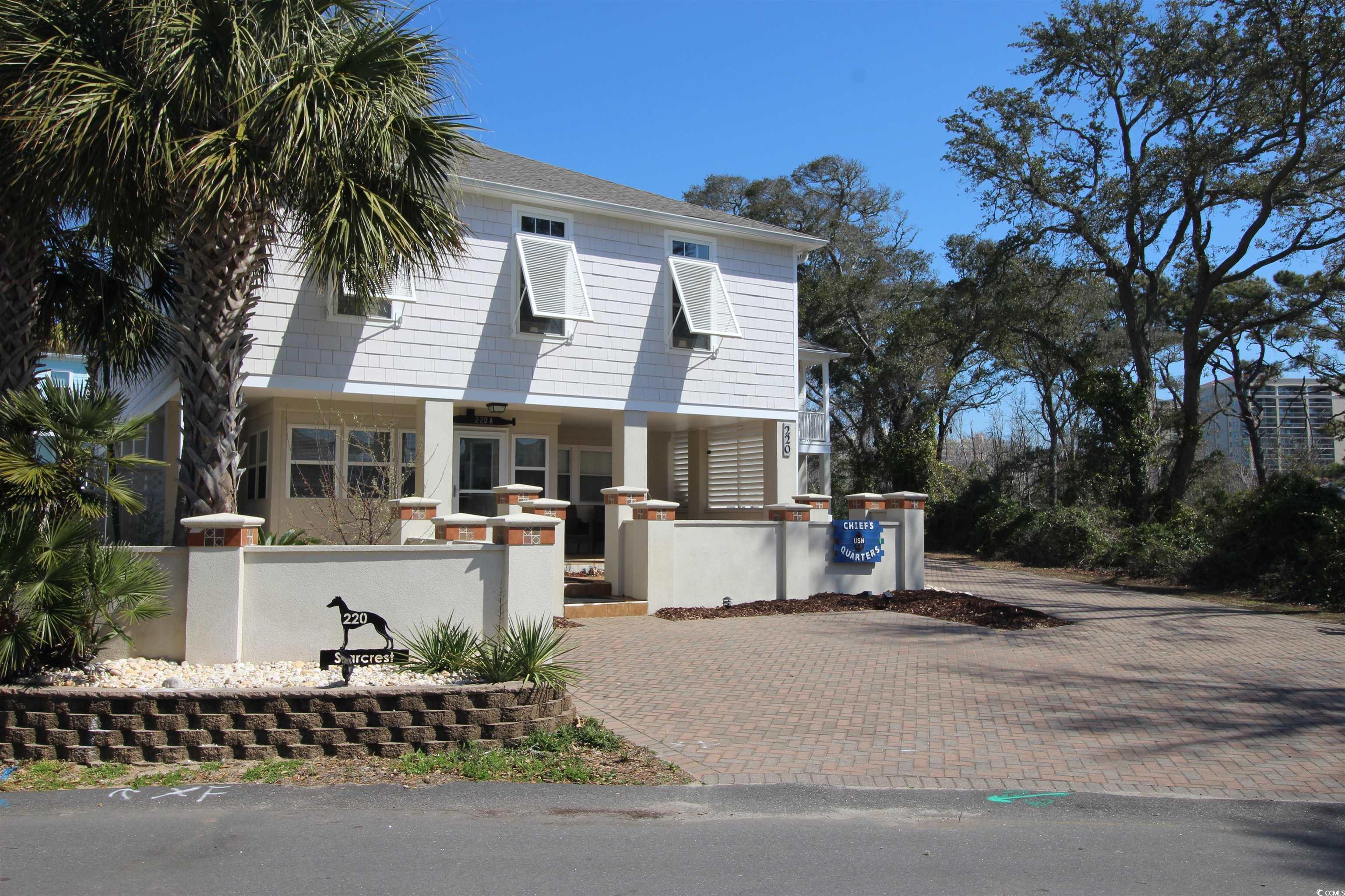 220 Starcrest Circle