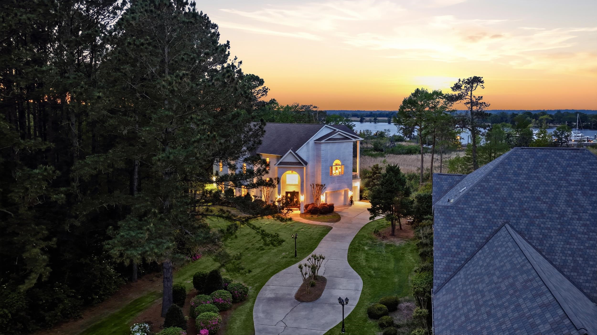 Pawleys Island, South Carolina, 29585, United States, 7 Bedrooms Bedrooms, ,6 BathroomsBathrooms,Residential,Active,2035553
