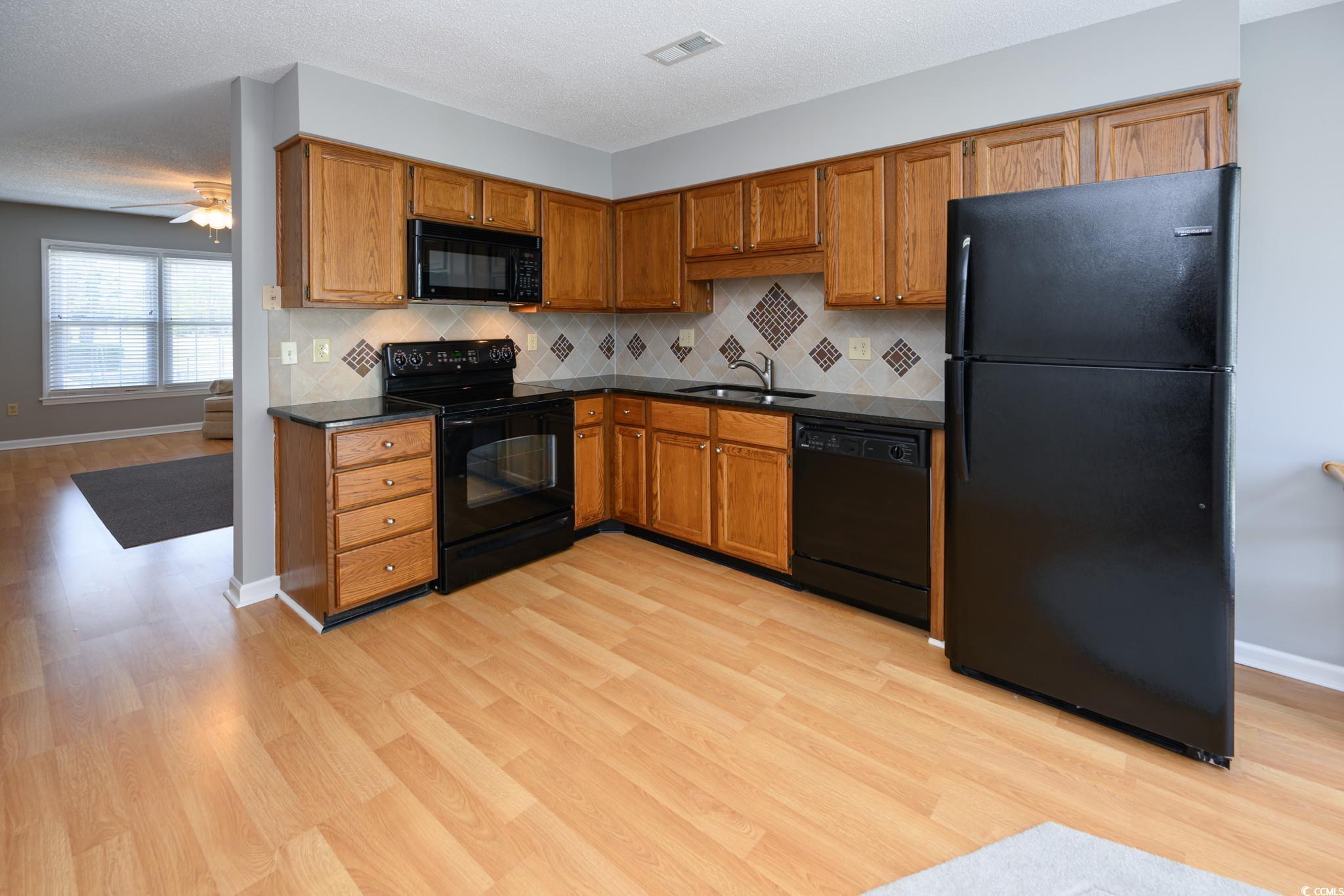 112 3rd Ave. S B