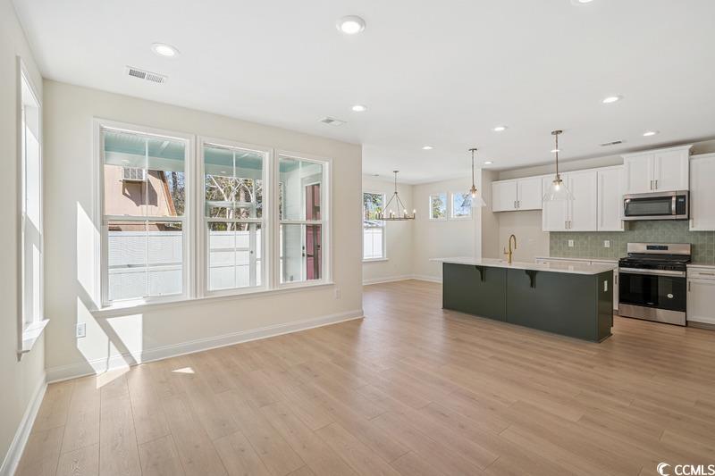 2612 Hillbourne Loop