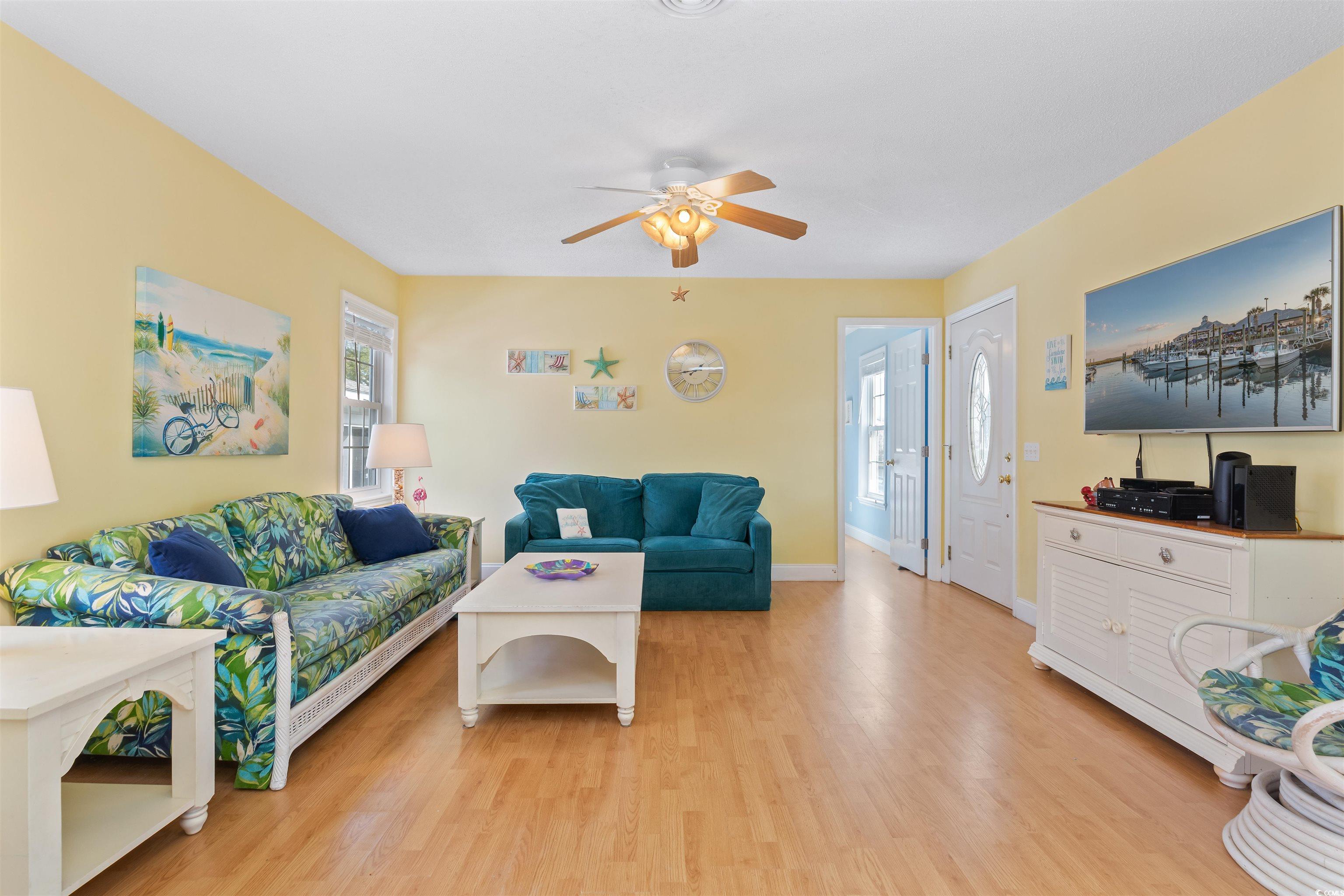 Surfside Beach, South Carolina 29575, United States, 3 Bedrooms Bedrooms, ,2 BathroomsBathrooms,Residential,Pending,87370