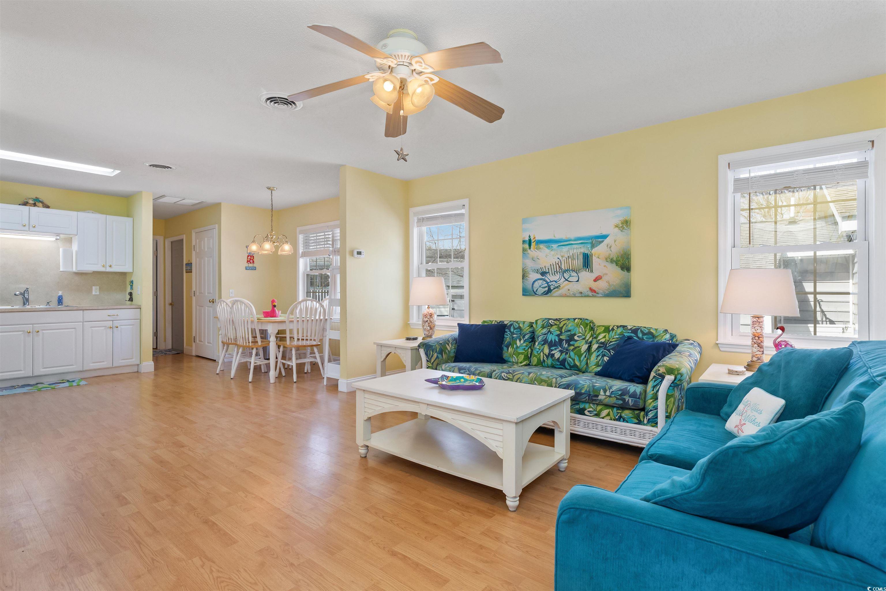 Surfside Beach, South Carolina 29575, United States, 3 Bedrooms Bedrooms, ,2 BathroomsBathrooms,Residential,Pending,87370