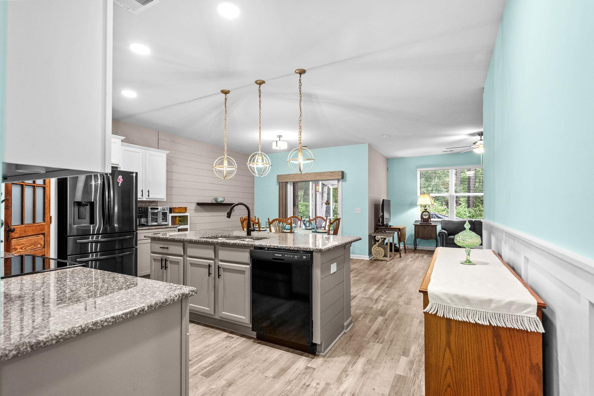 23 Parkglen Dr.