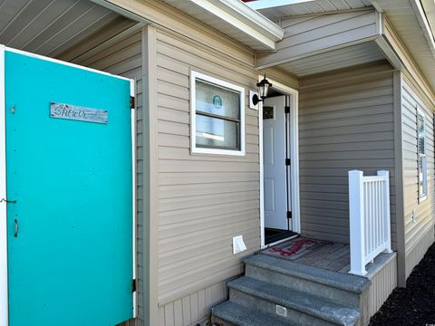 A home in Surfside Beach