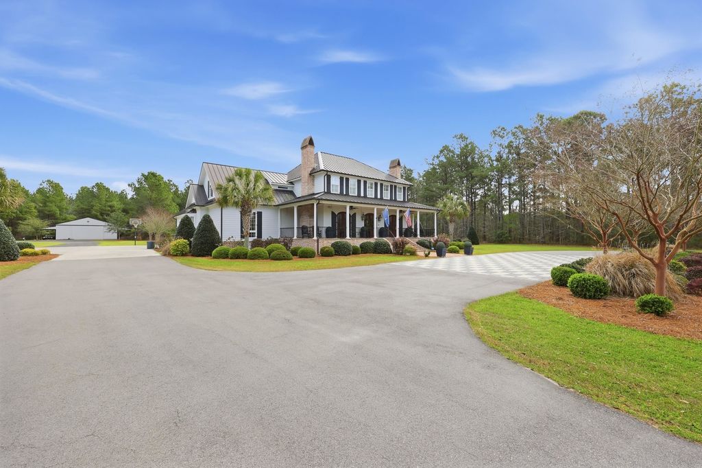 Photo of 746 Sumter Hwy, Kingstree, SC 29556 (MLS # 2611574)