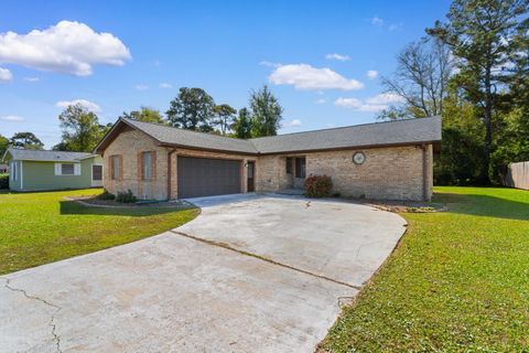 A home in Surfside Beach