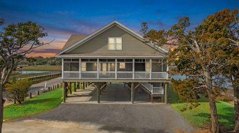 Photo of 187 Myrtle Ave, Pawleys Island, SC 29585 (MLS # 2602979)