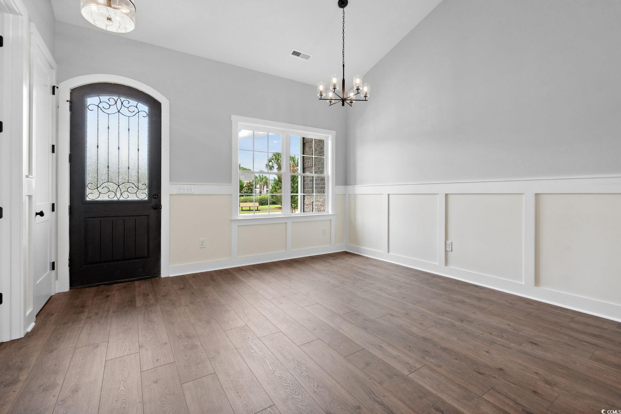 309 Waterfall Circle