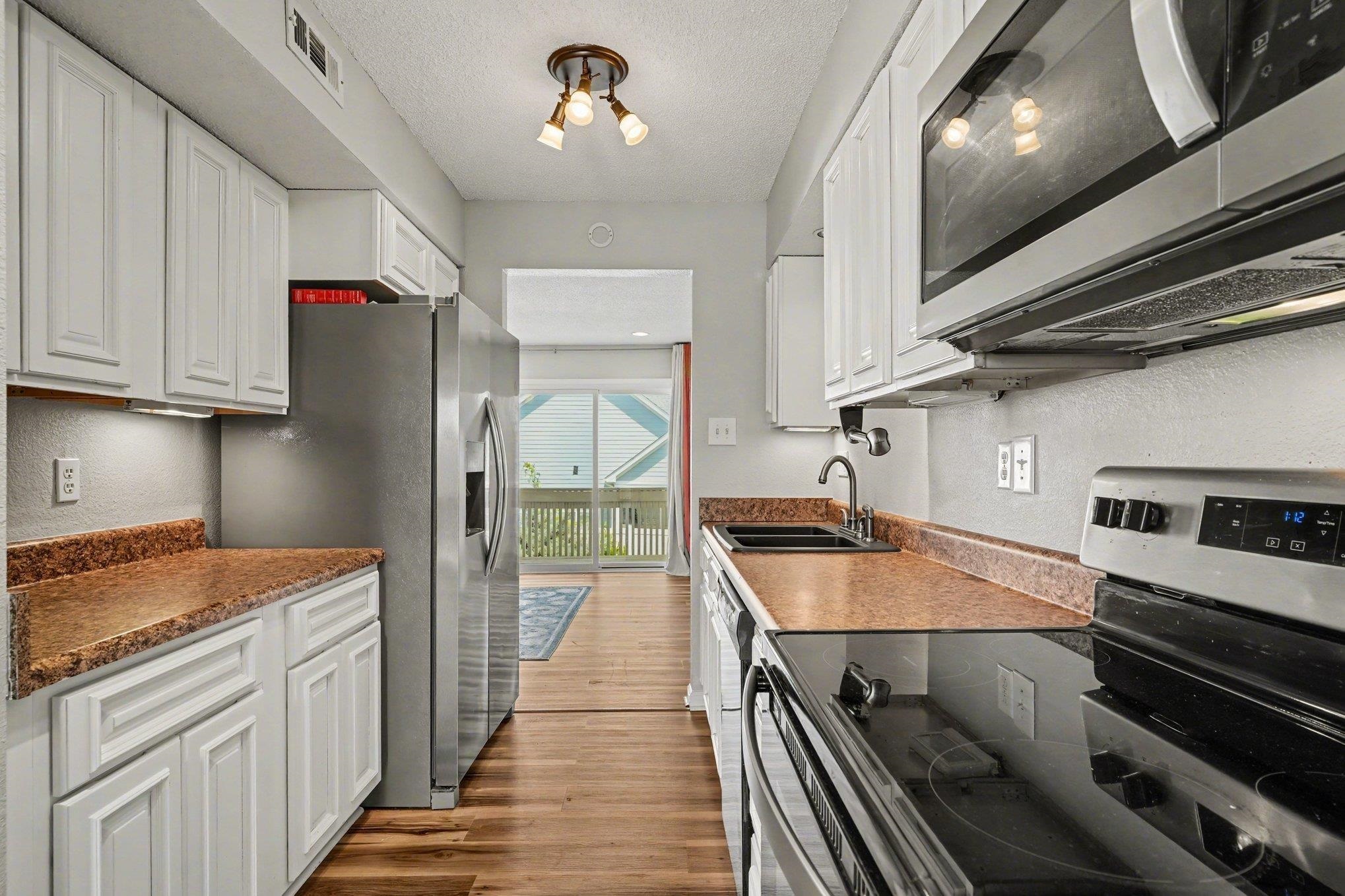 1000 11th Ave. N 129