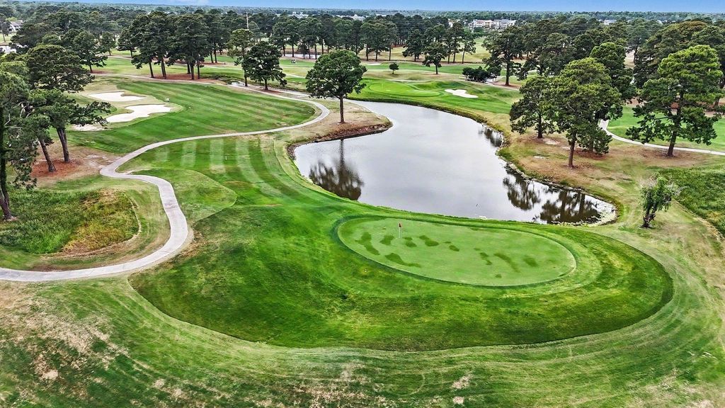 Photo of 4703 Wild Iris Dr #302, Myrtle Beach, SC 29577 (MLS # 2611549)