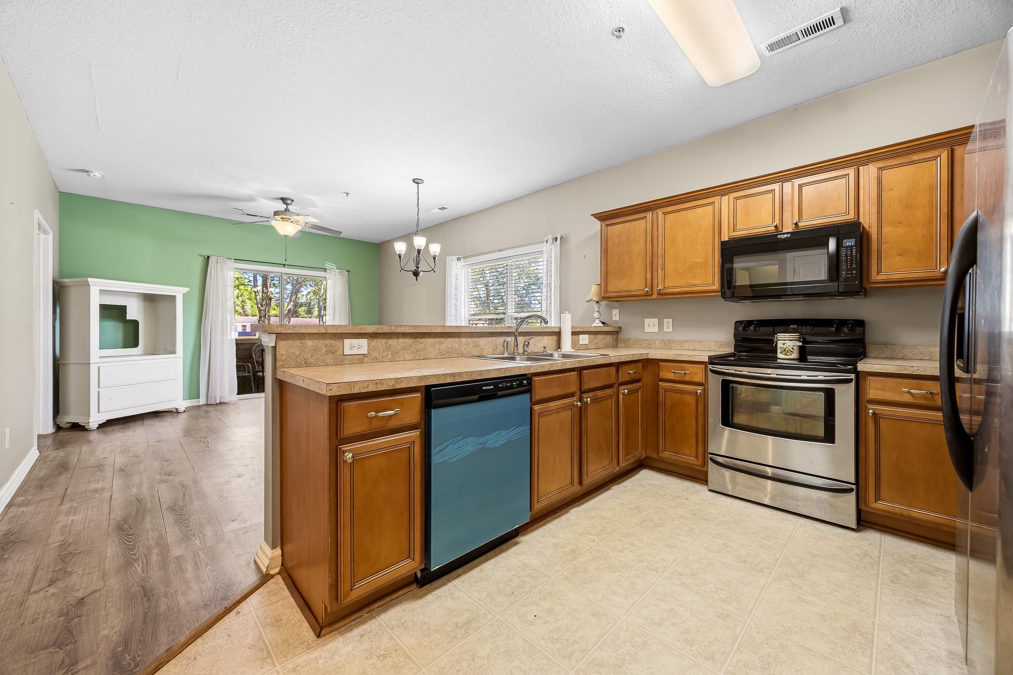 4104 Pinehurst Circle 2D