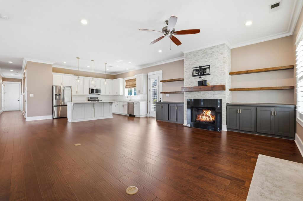 Photo of 202 Spreading Oak Dr, Pawleys Island, SC 29585 (MLS # 2607202)