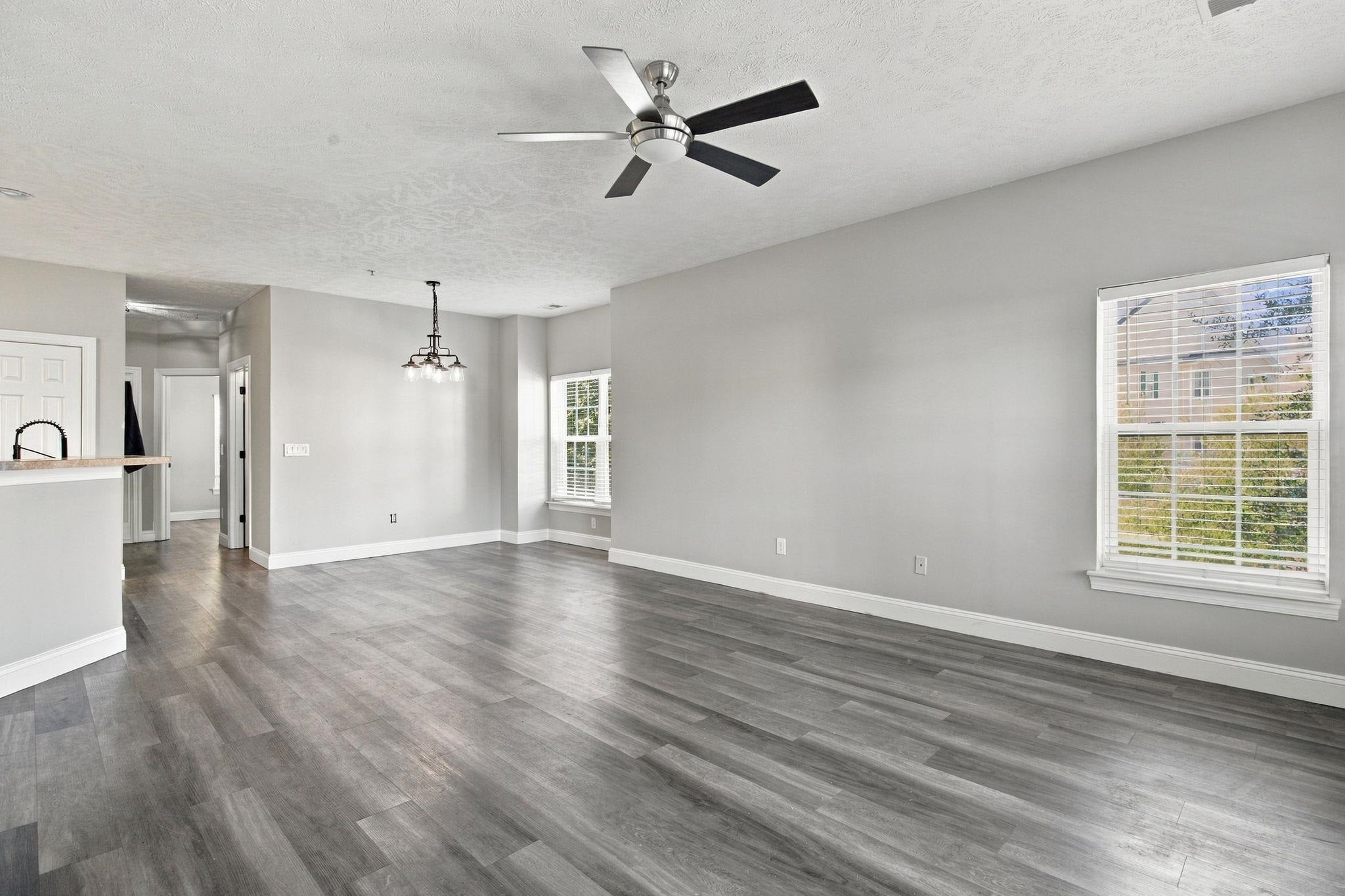 5090 Windsor Green Way 201