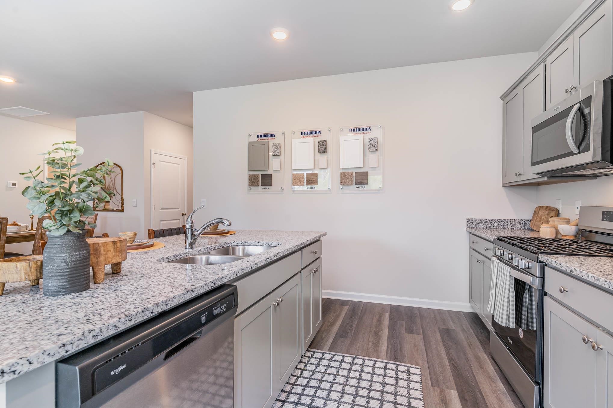 921 Farmers Passage Loop