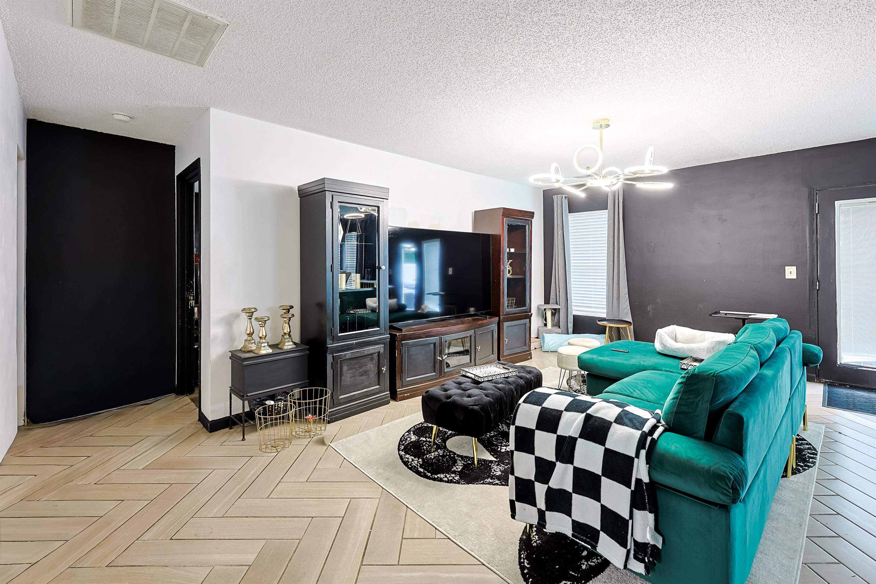 934 Willow Bend Dr.