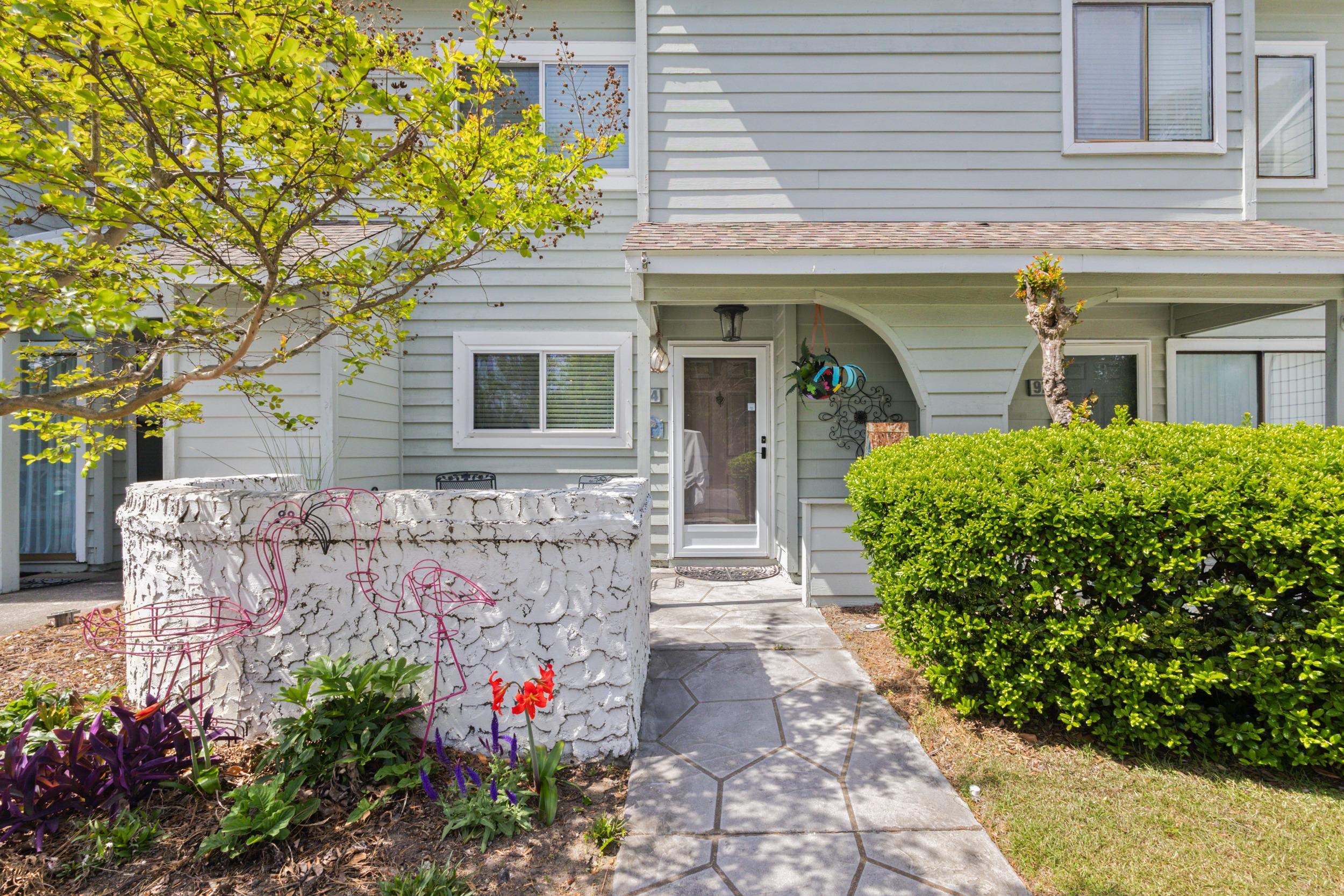 100 Shadow Moss Pl. 94