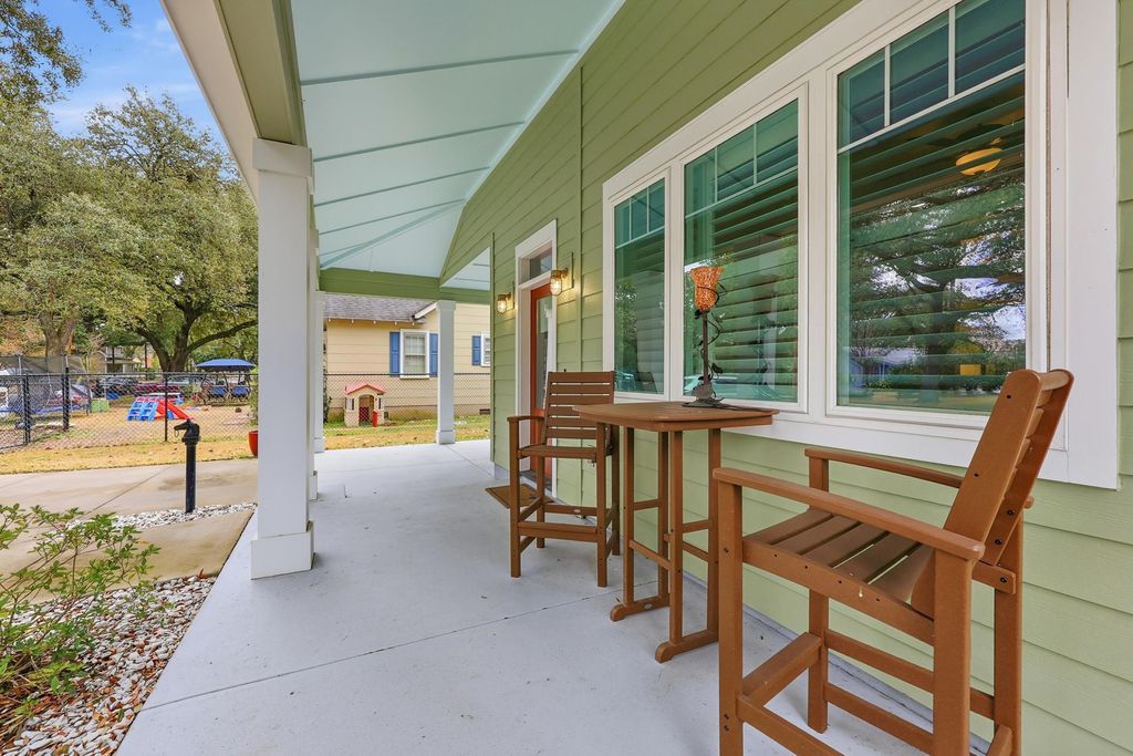 Photo of 1109 Duke St, Georgetown, SC 29440 (MLS # 2609517)