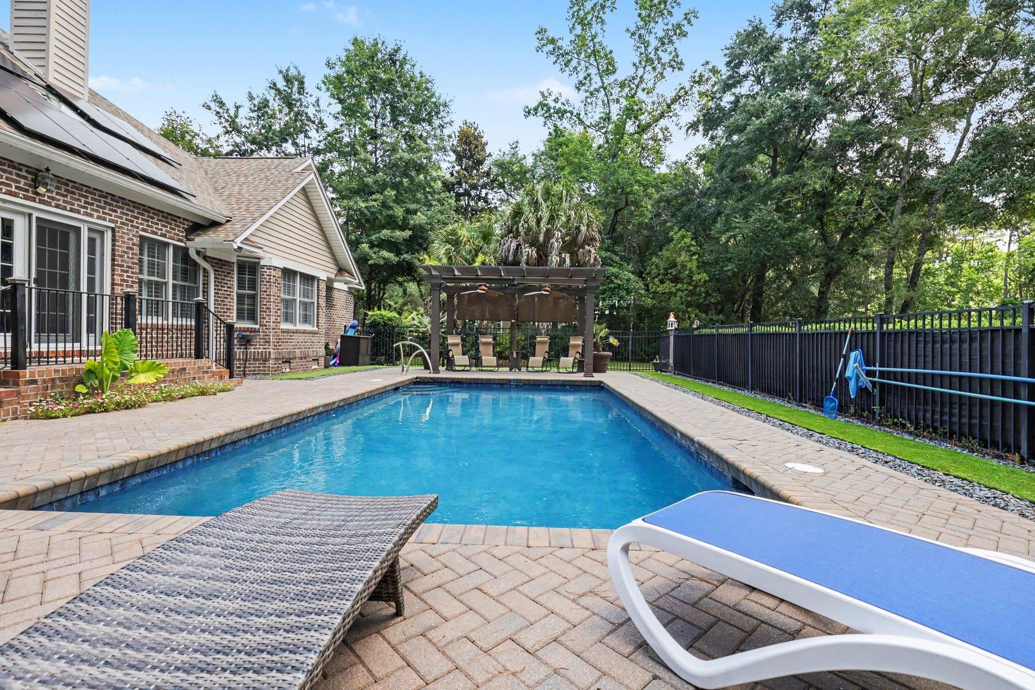 44 Aberdeen Way