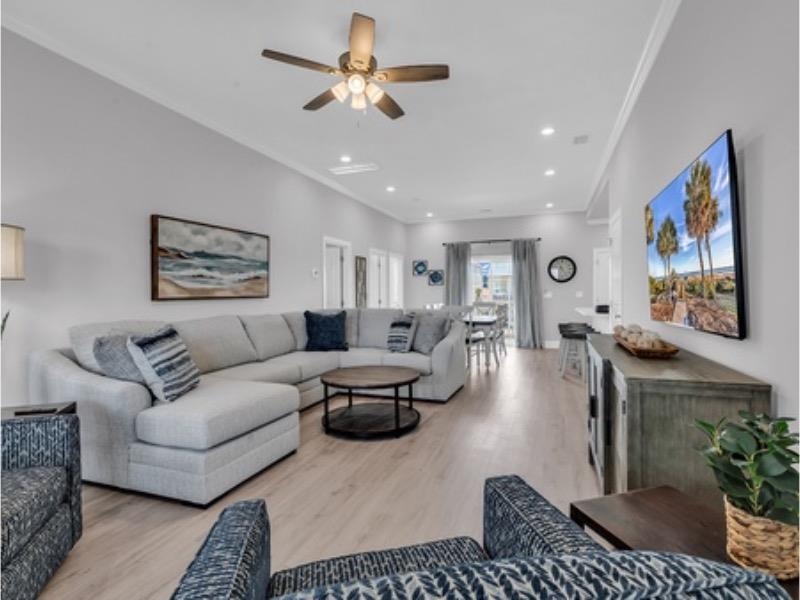 326 46th Ave. N