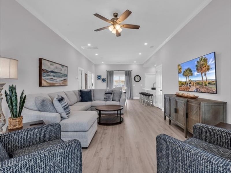 326 46th Ave. N