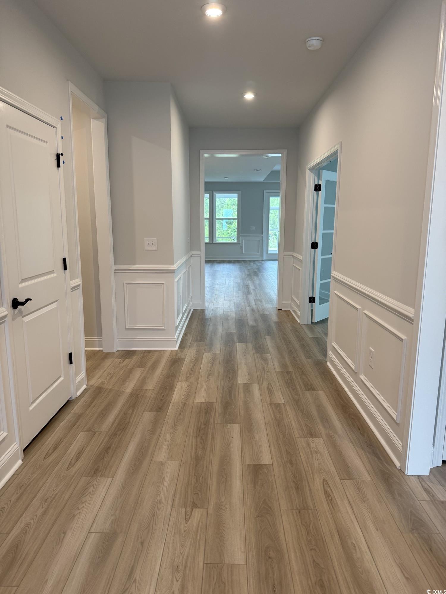 528 Oak Landing Dr.