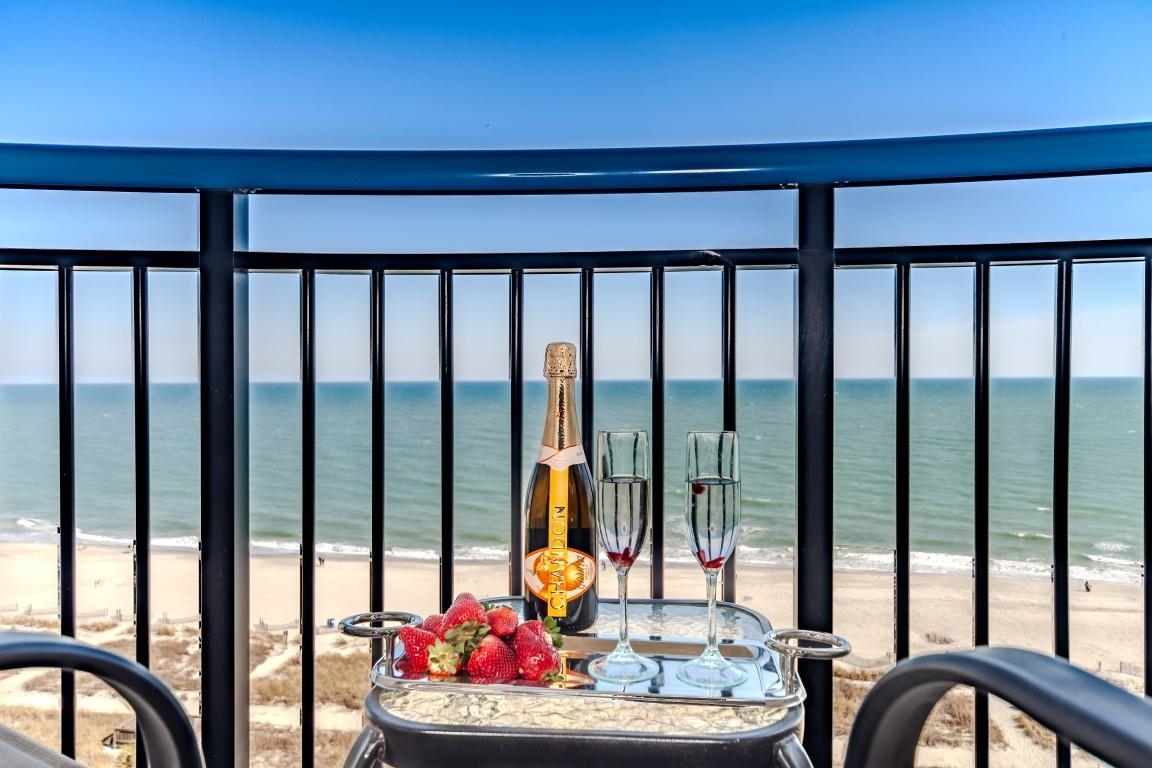 2300 N Ocean Blvd. N 938