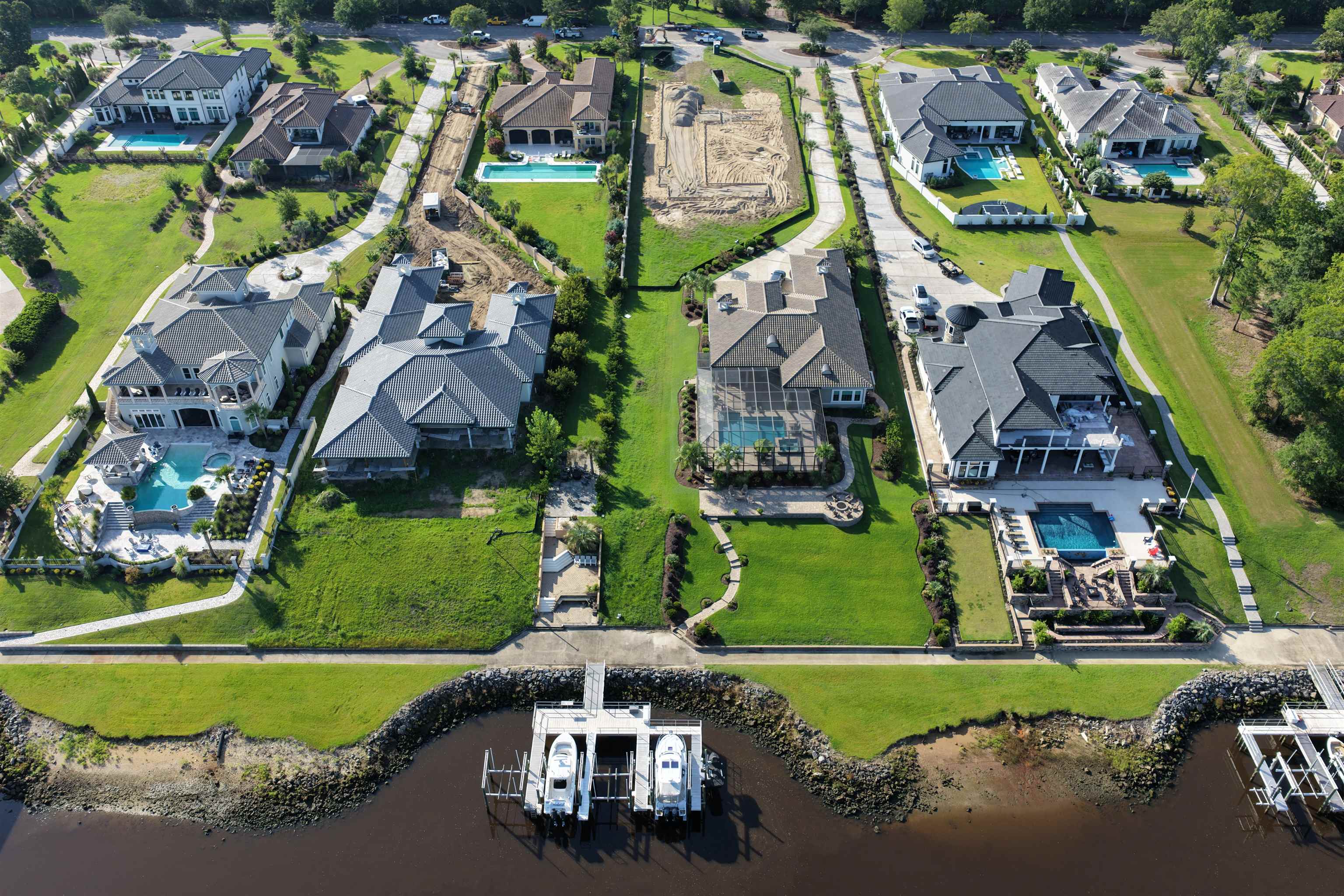 9169 Marina Pkwy.