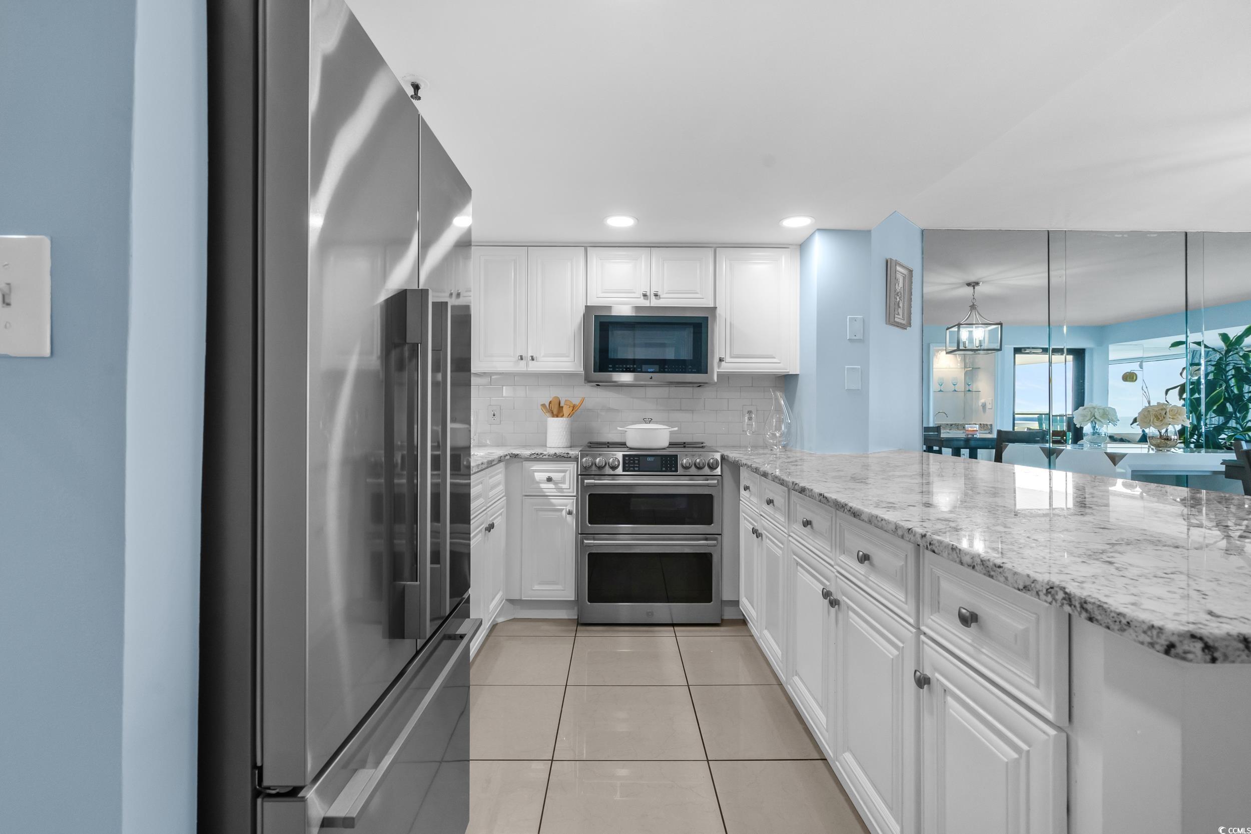 5511 N Ocean Blvd. 1801