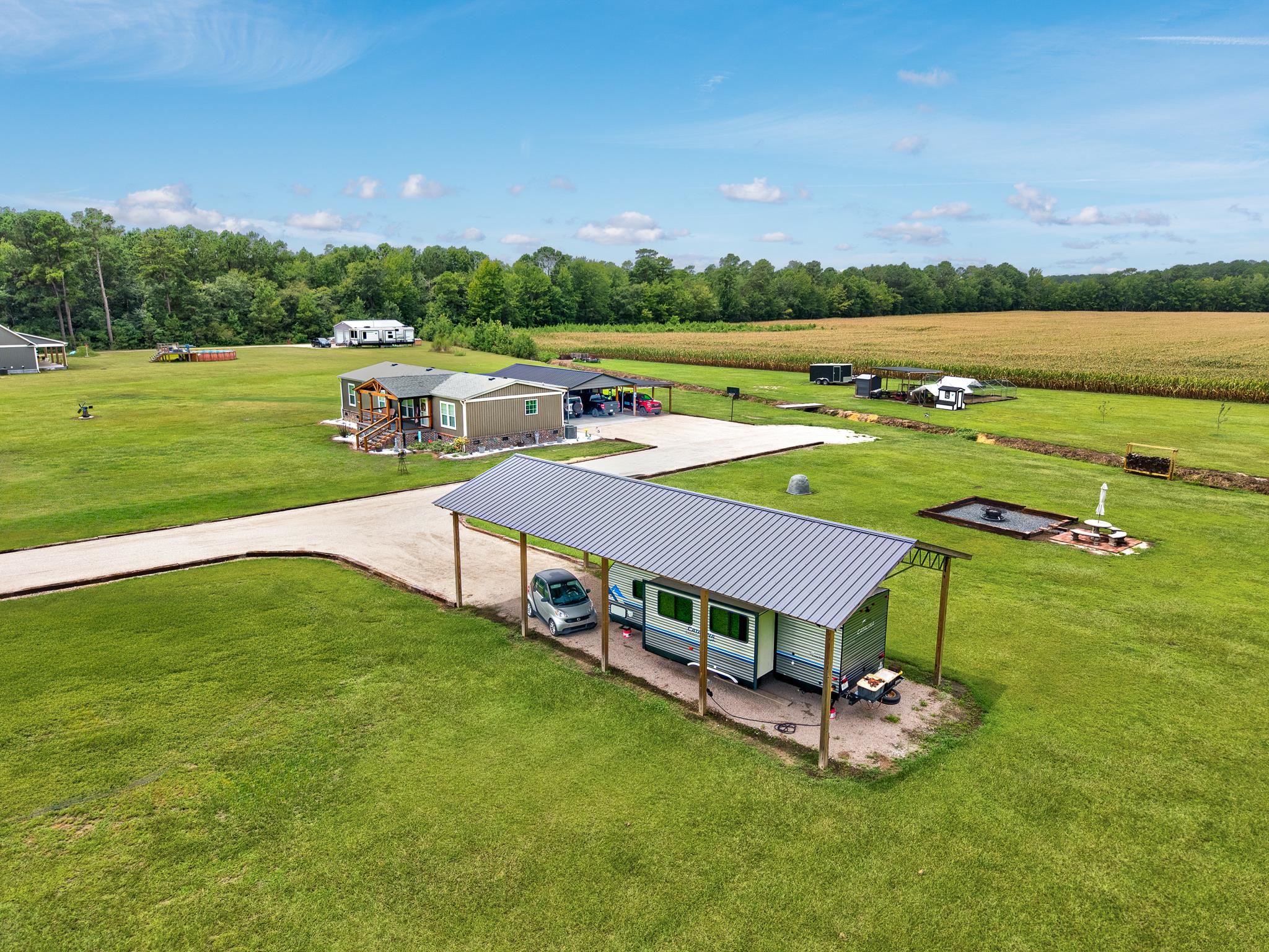 7583 Highway 66