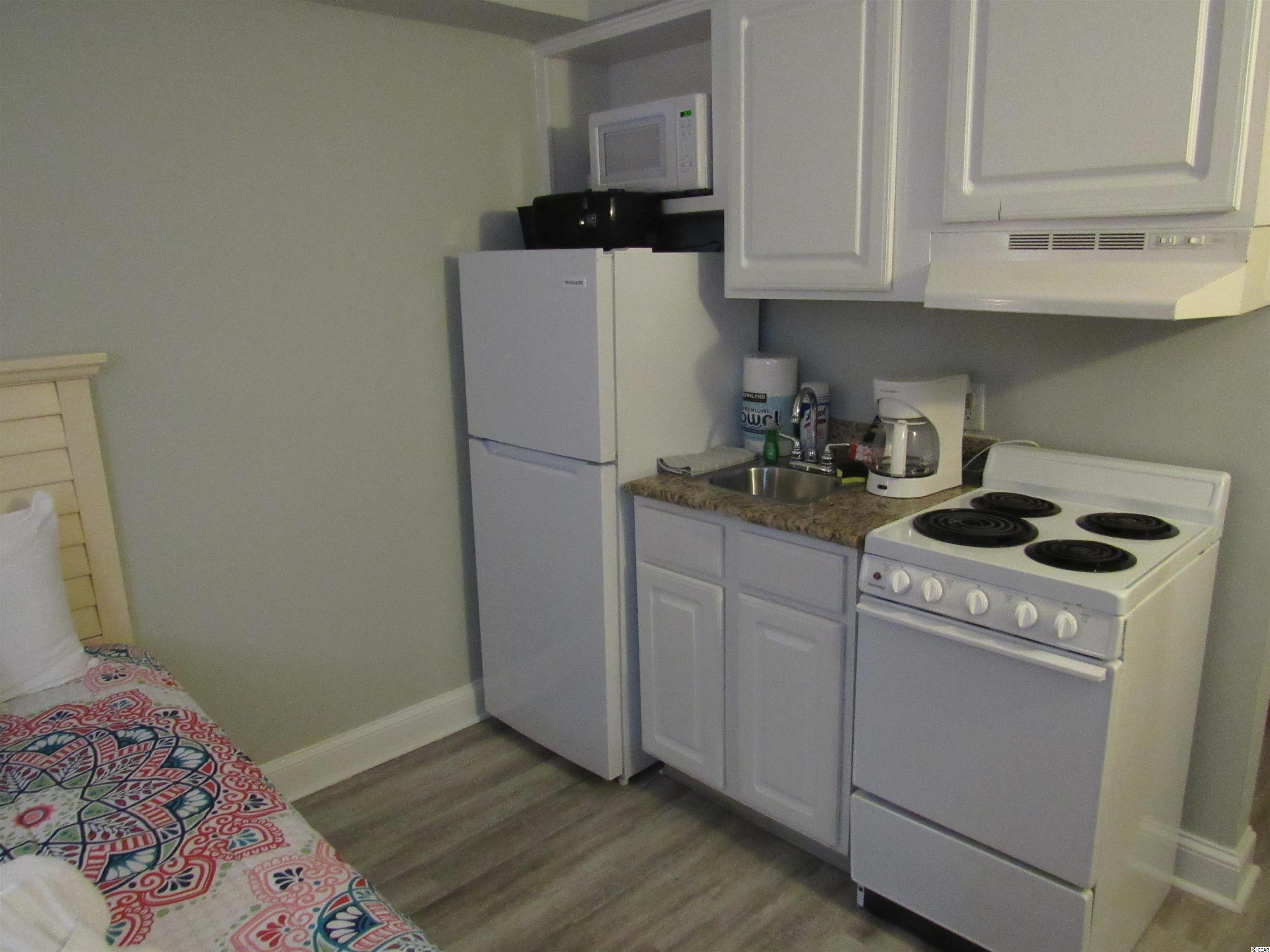 Photo 9 of 19 of 1207 S Ocean Blvd. 20903 condo