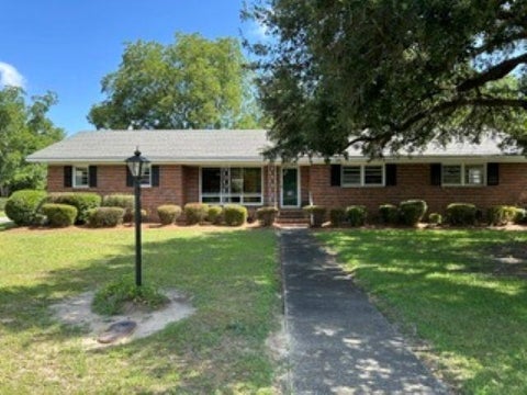 Photo of 500 E Andrews St, Hemingway, SC 29554 (MLS # 2618651)