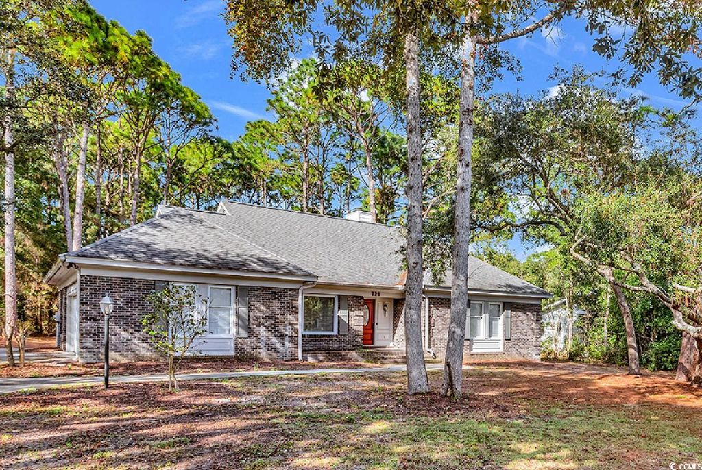 Photo of 728 Crooked Oak Dr, Pawleys Island, SC 29585 (MLS # 2529416)