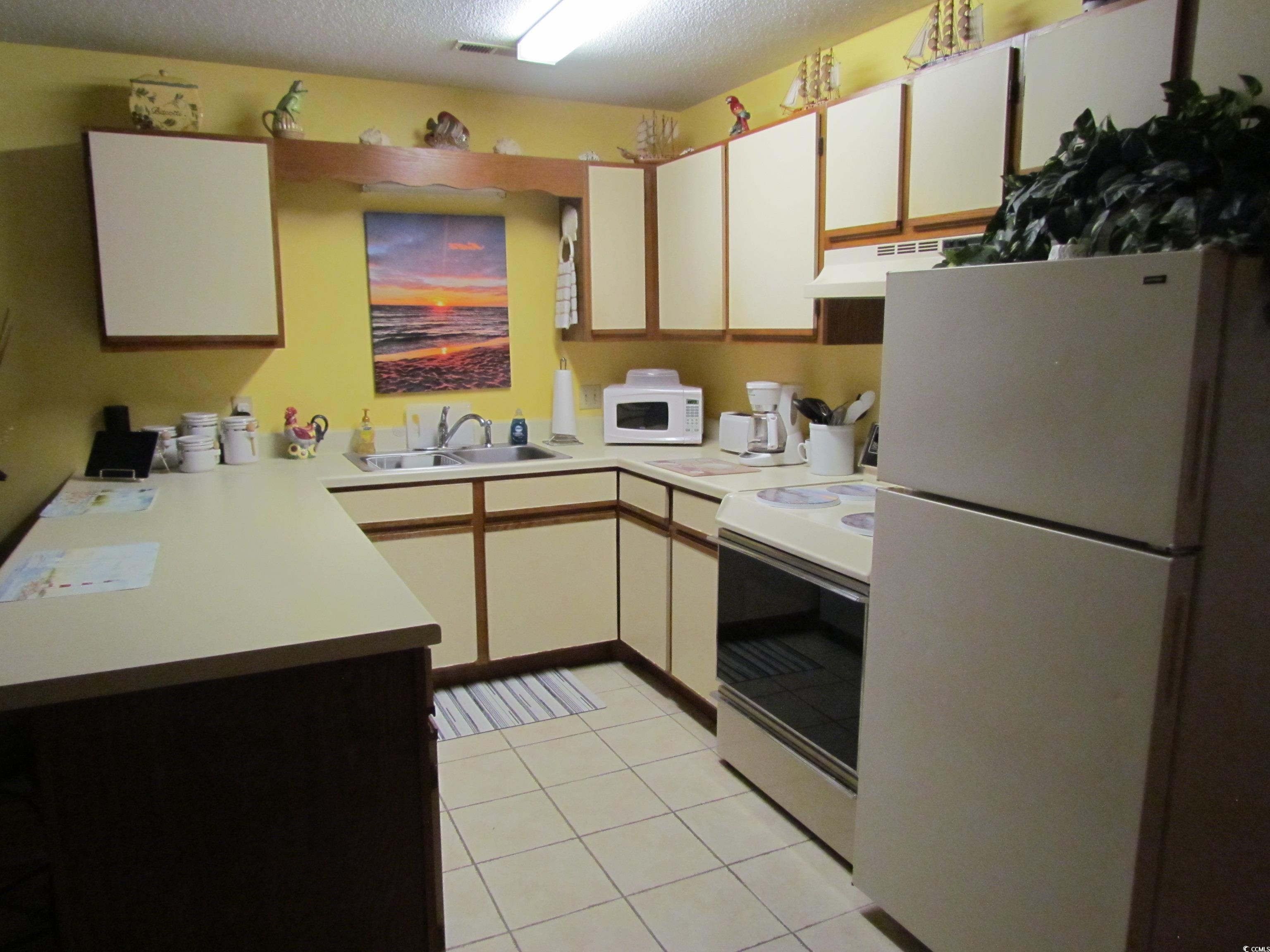 500 Fairway Village Dr. 4-F
