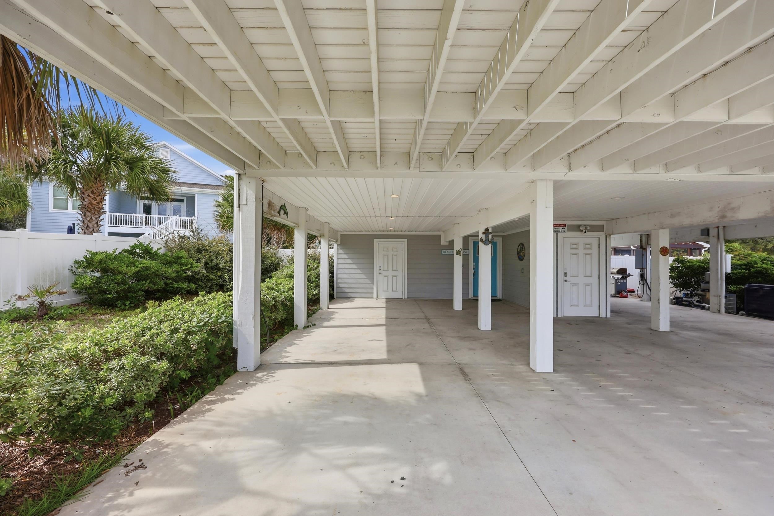 1102 Perrin Dr.