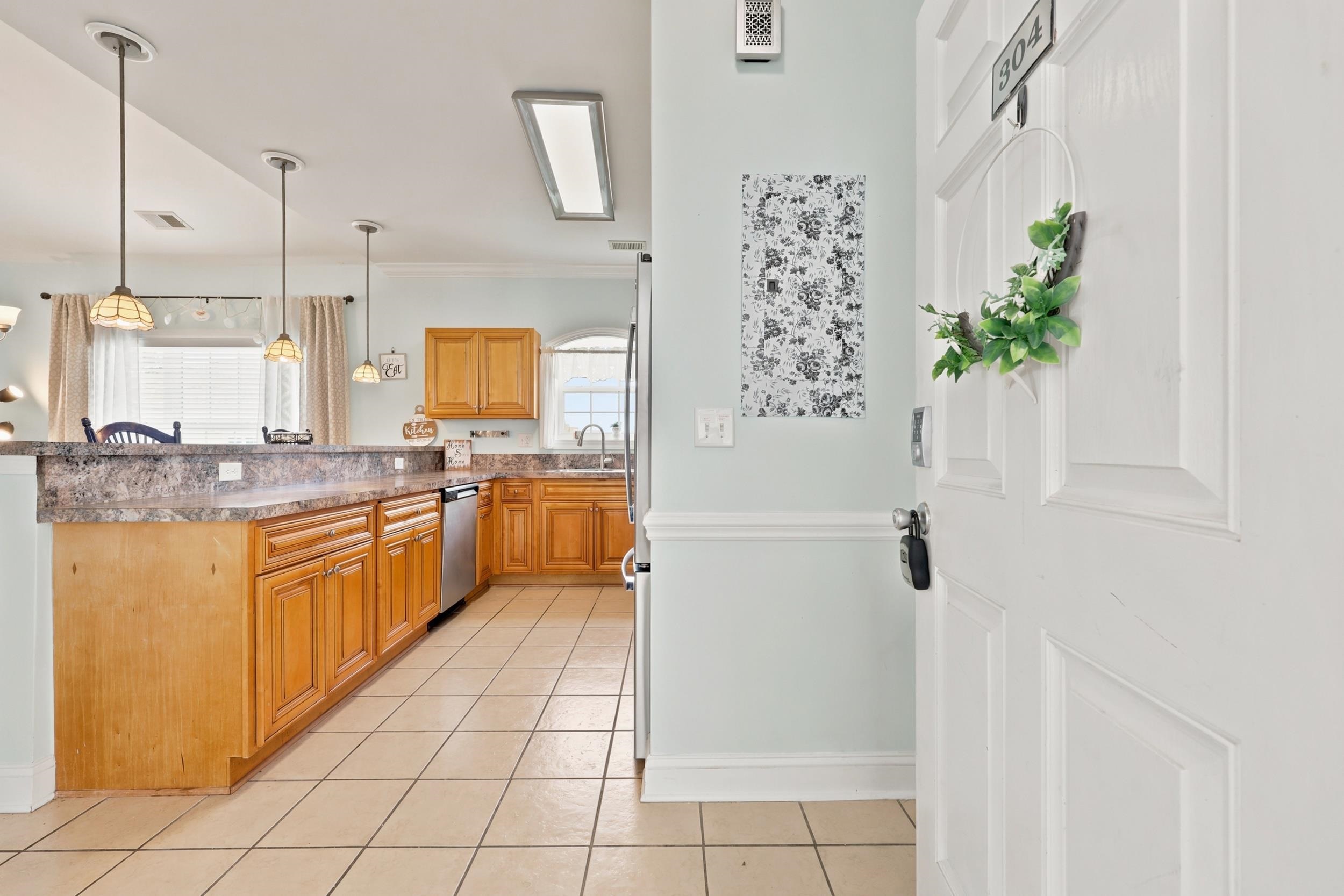 4141 Hibiscus Dr. 18-304