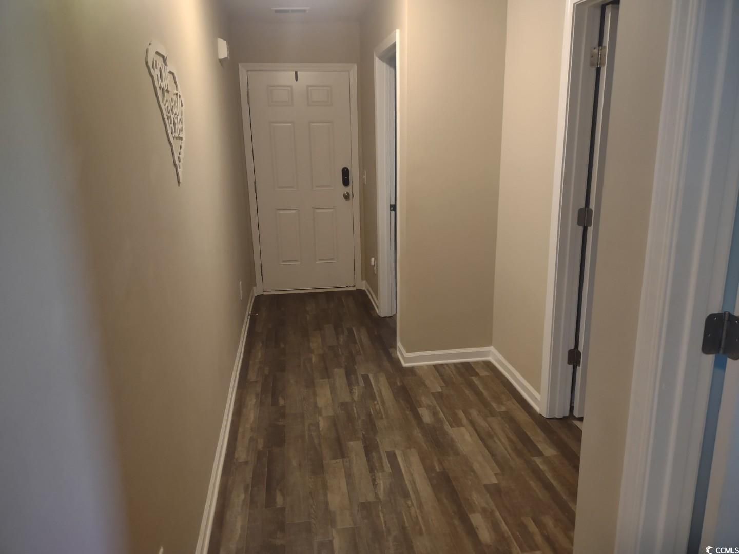 726 Twin Oak Circle