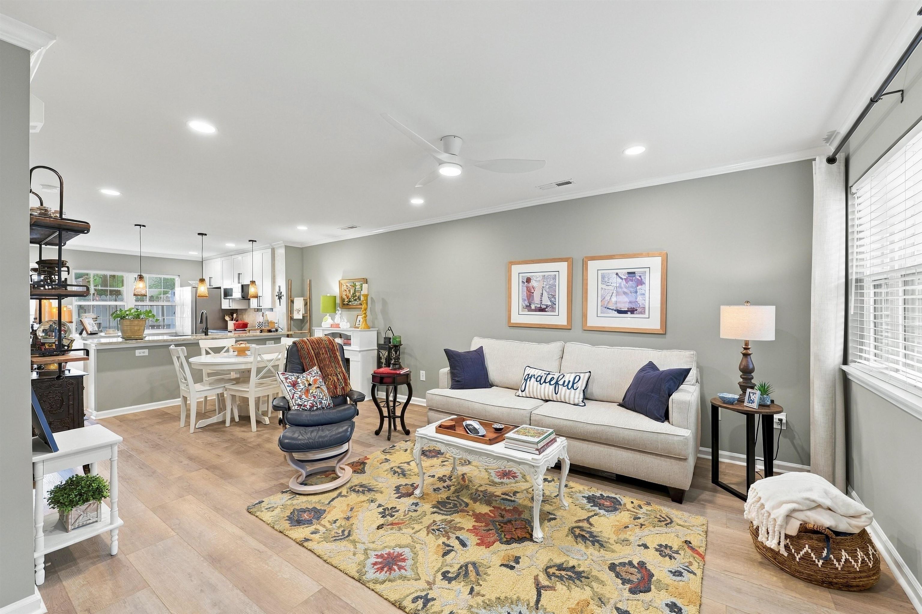 615 2nd Ave. S 25B