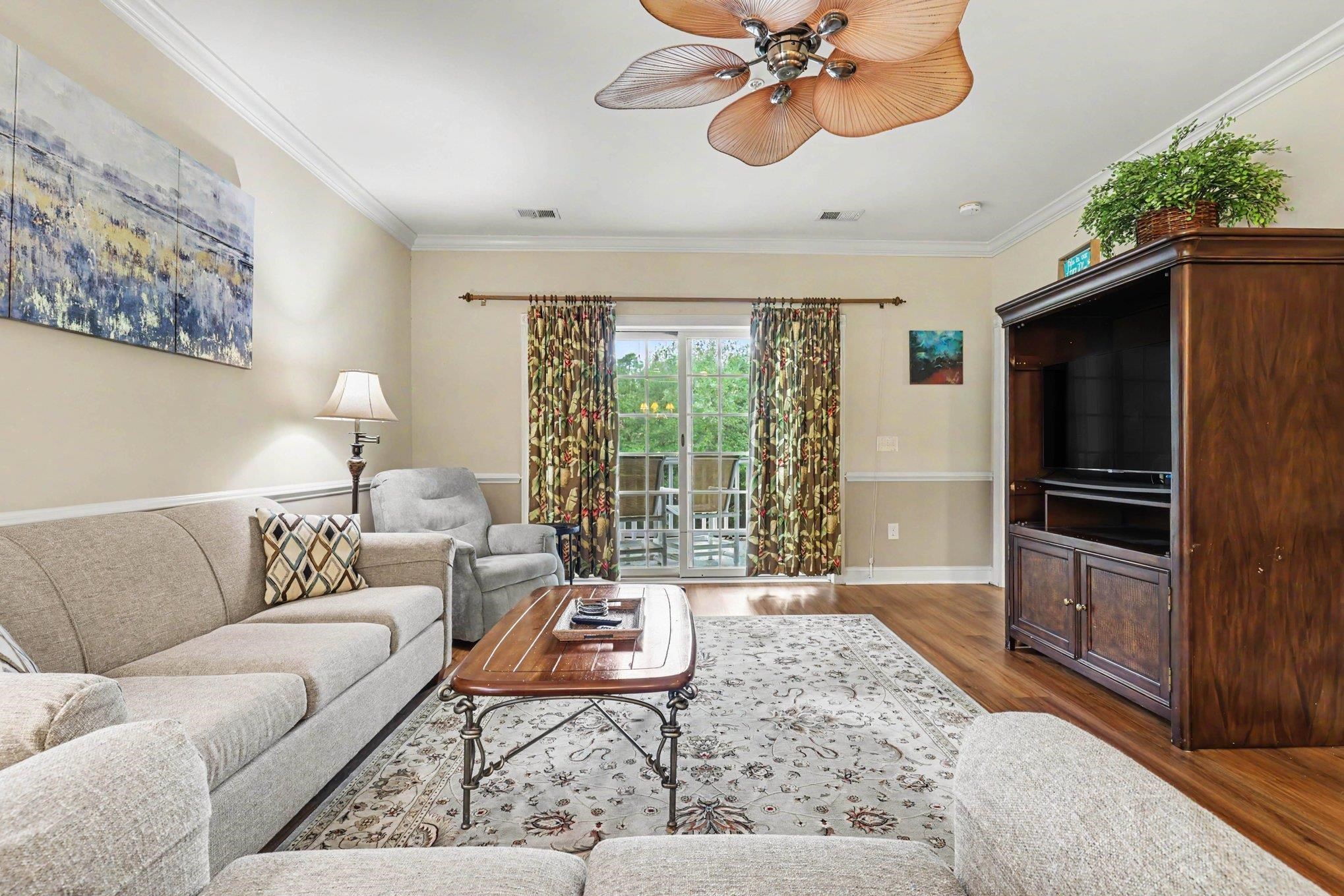4865 Magnolia Pointe Ln. 201