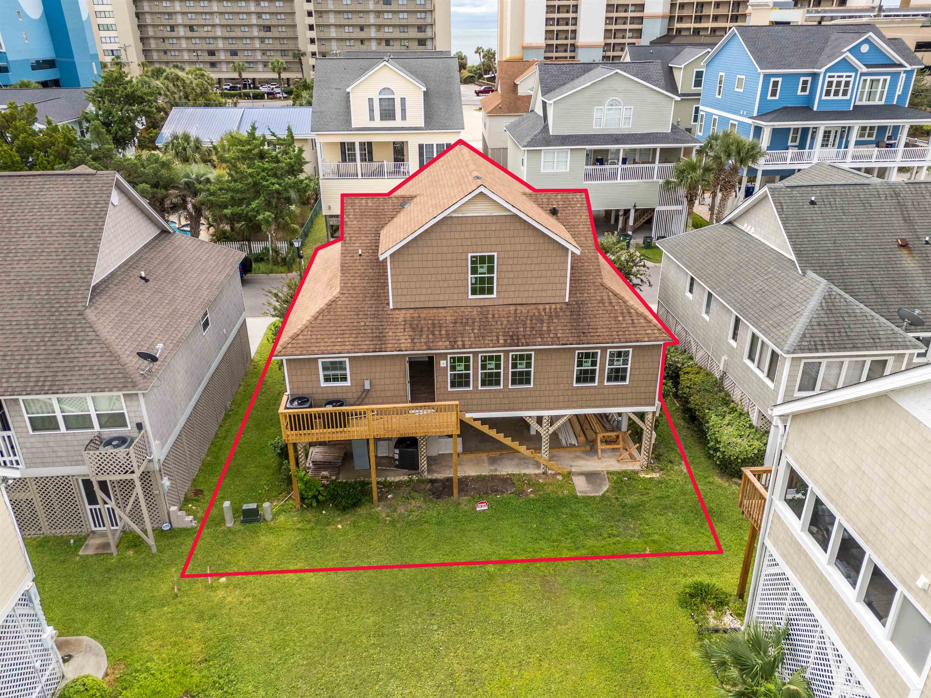 4724 Surf St.